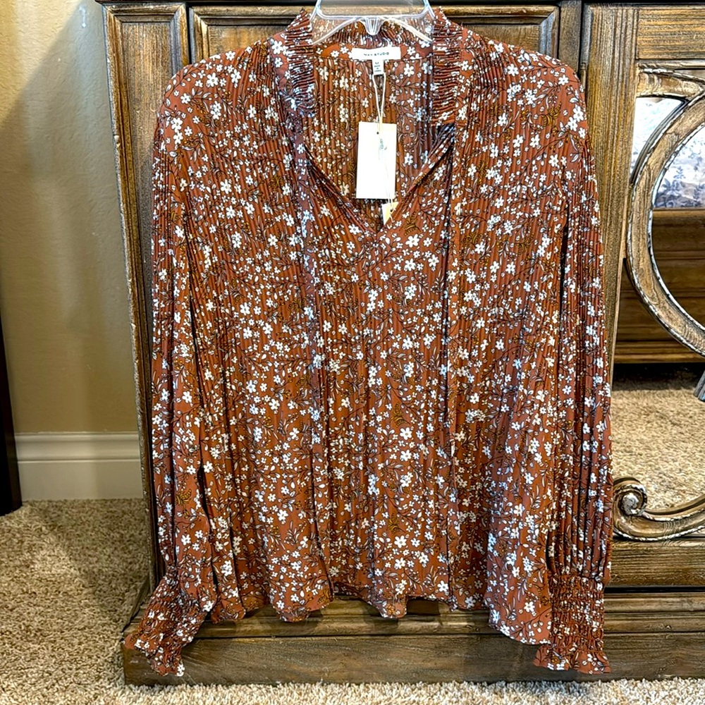 Max Studio Rust Brown Floral Pleated Long-Sleeve Blouse